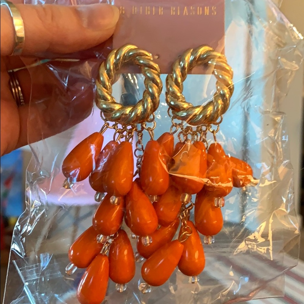 8 other reasons Queen dusters statement earrings.